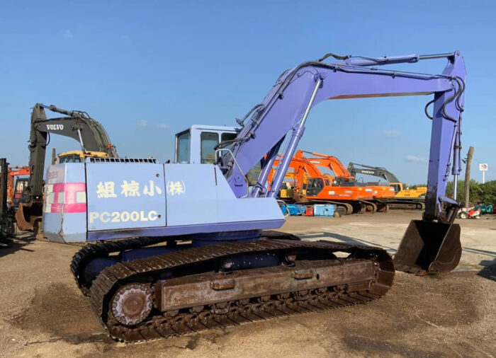 ⁦Excavator Komatsu PC200-5⁩ - الصورة ⁦2⁩