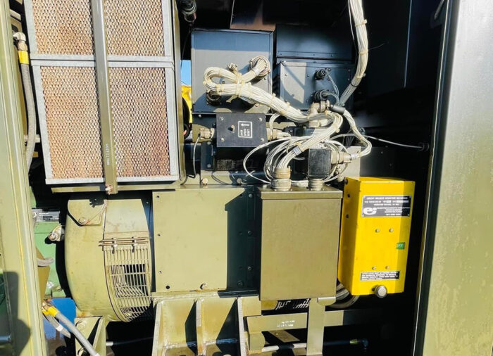 Caterpillar generator KV125 - Image 3