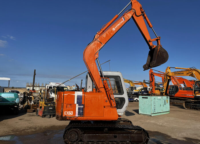 HITACHI EX60-2 - Image 8