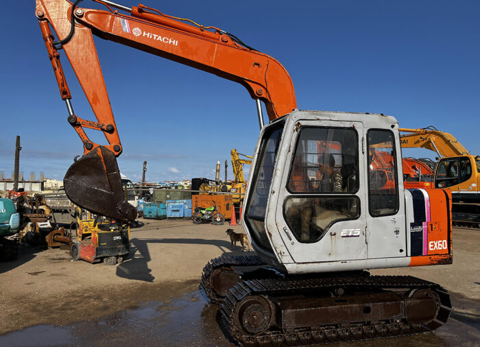 HITACHI EX60-2 - Image 6
