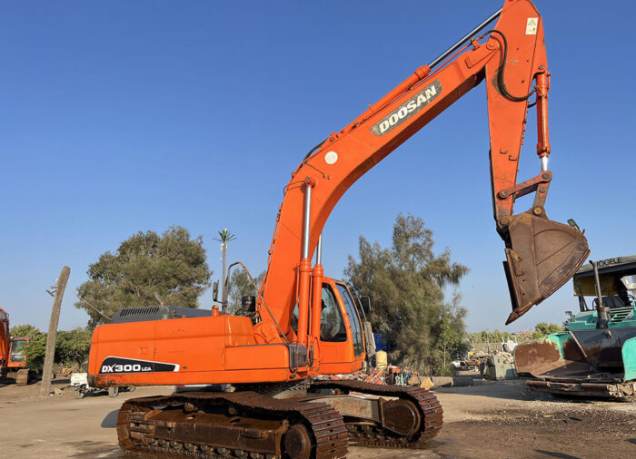EXCAVATOR DOOSAN DX300LCA - Image 6