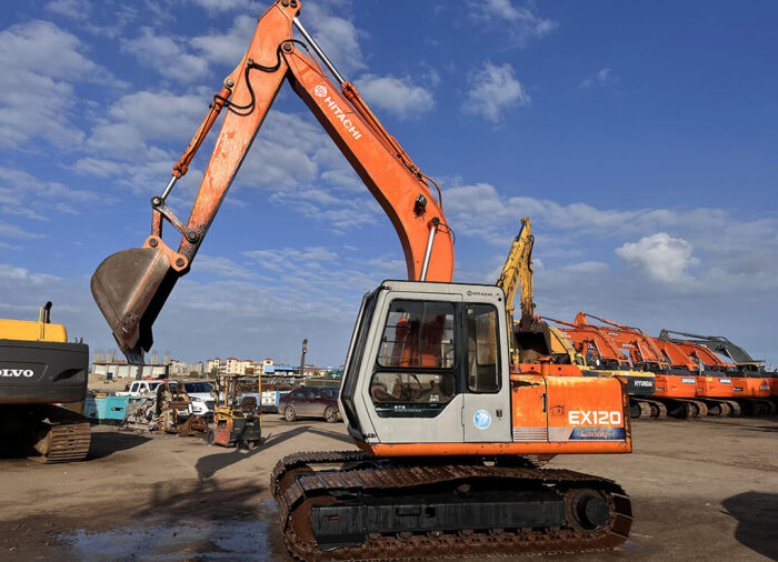 HITACHI EX 120-1 - Image 8