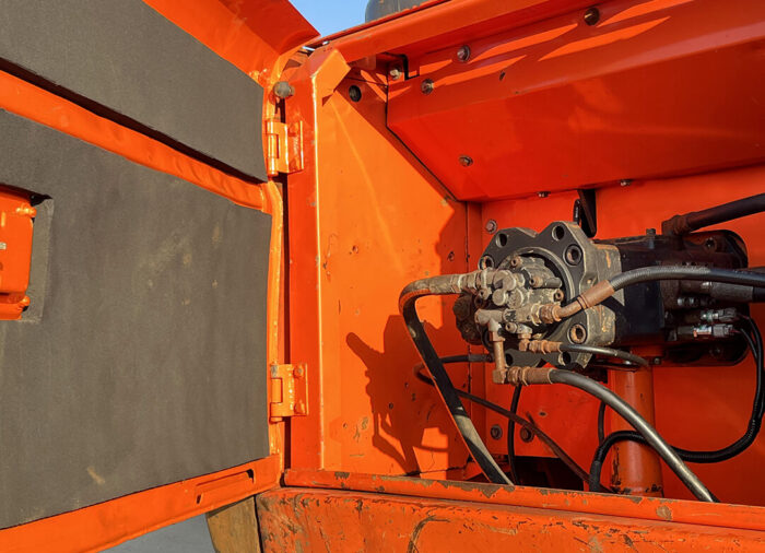 EXCAVATOR DOOSAN DX300LCA - Image 7