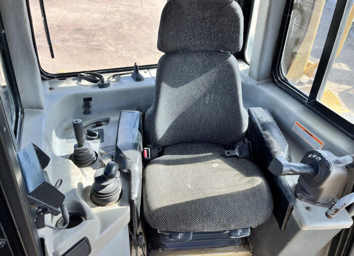 ⁦DOZER CAT D6R⁩ - الصورة ⁦12⁩