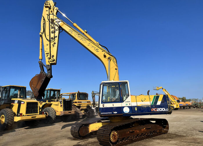 EXCAVATOR PC 200-5 - Image 2