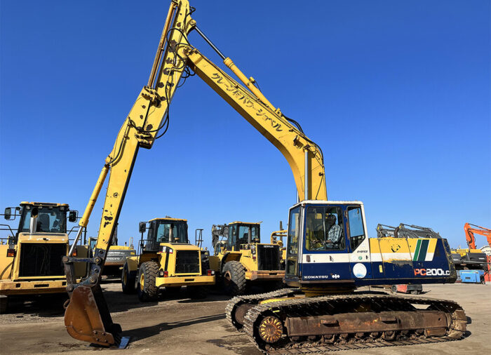 EXCAVATOR PC 200-5 - Image 15