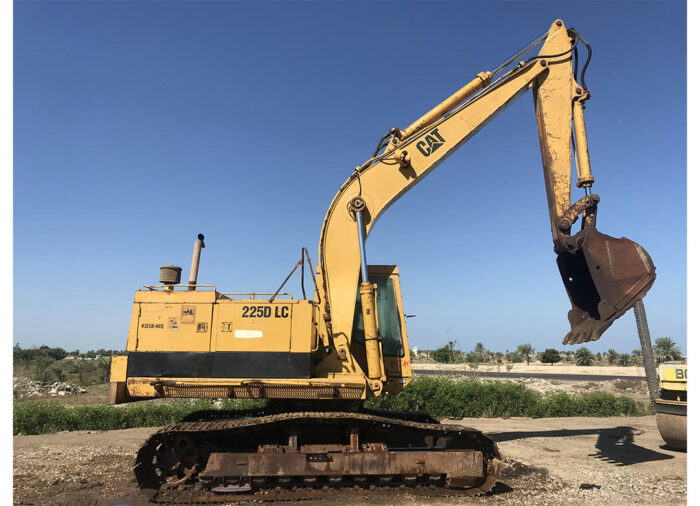 ⁦CAT225DLC⁩ - الصورة ⁦2⁩