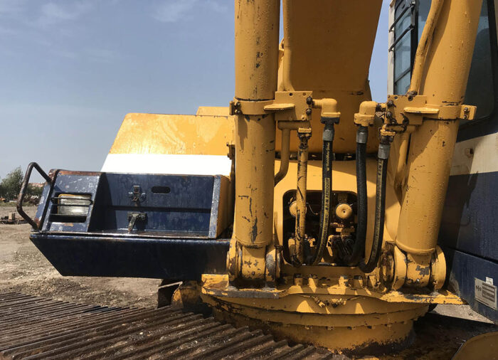 Komatsu 300-5 - Image 9