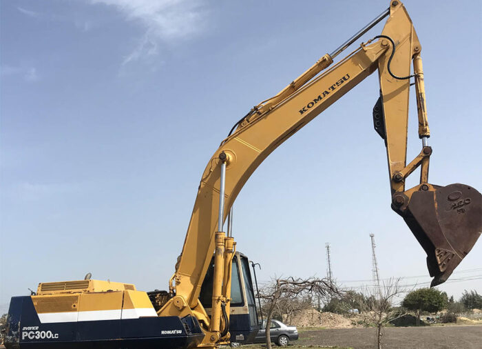 Komatsu 300-5 - Image 7