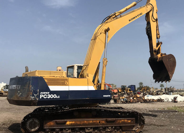 Komatsu 300-5 - Image 6