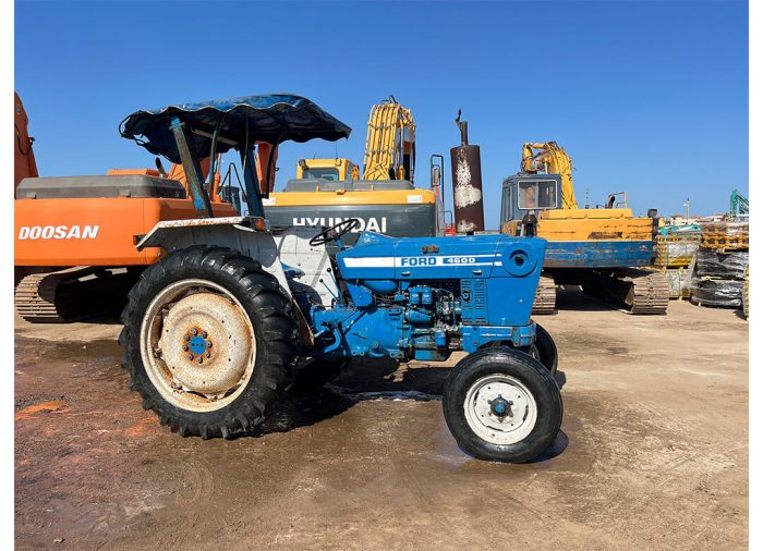⁦Tractor Ford 4600⁩ - الصورة ⁦4⁩